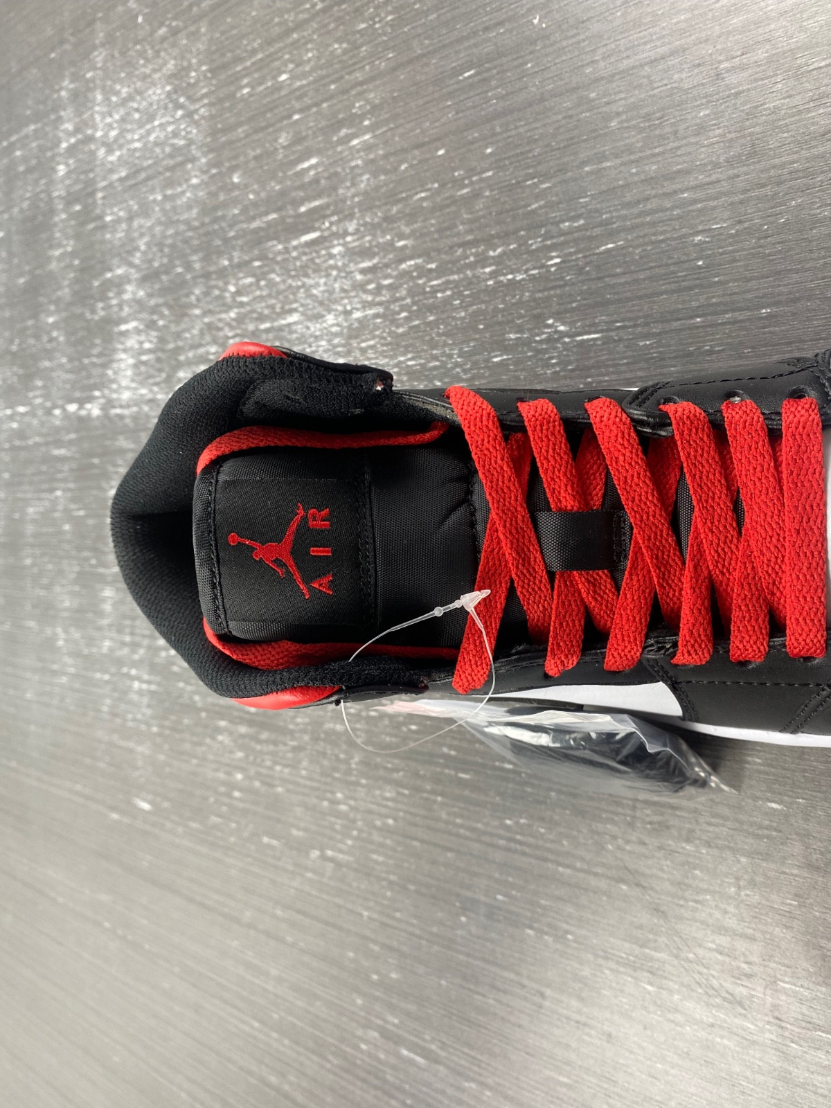 air jordan 1 mid white gym red black dq8426-106