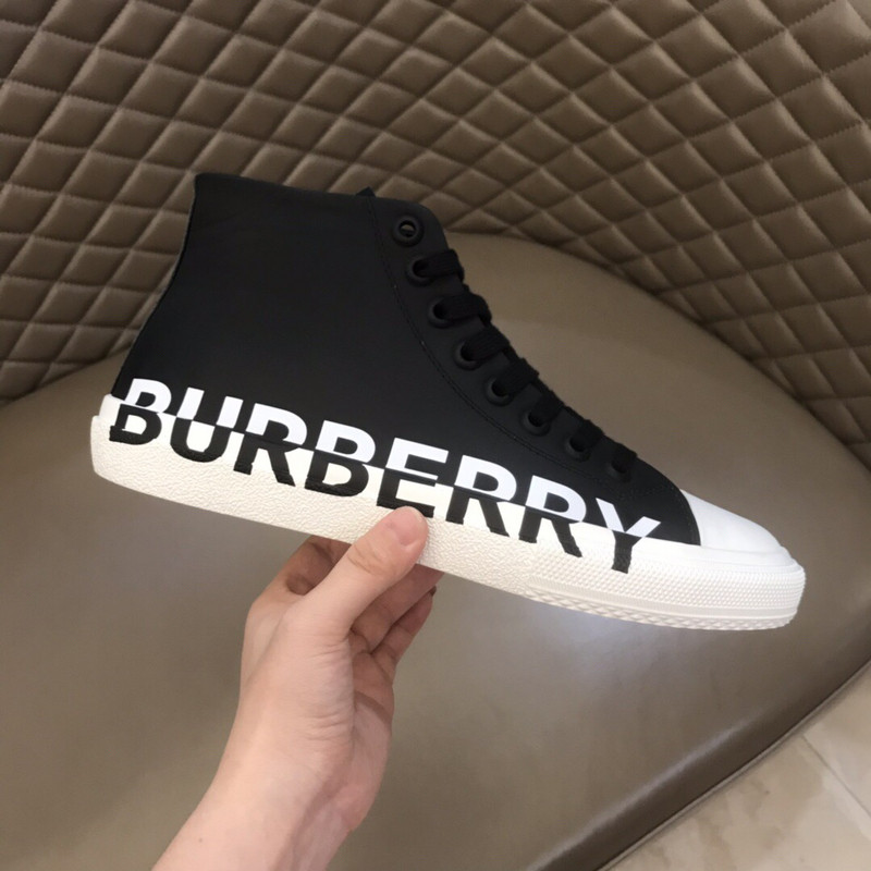 B**rry sneaker