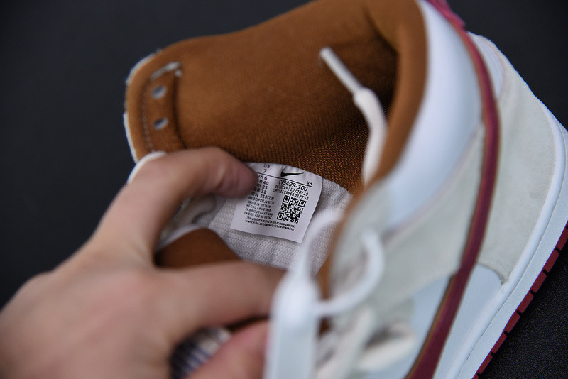 nike sb dunk high sail bright crimson cv9499-100