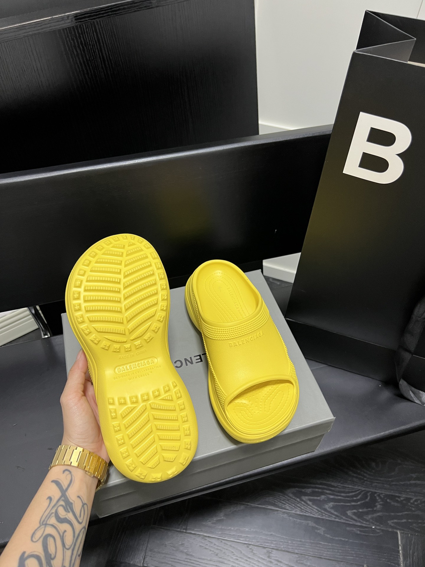 Balenciaga sLIDE