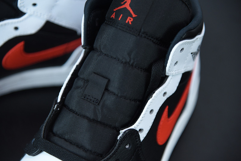 air jordan 1 mid black chile red white 554724-075