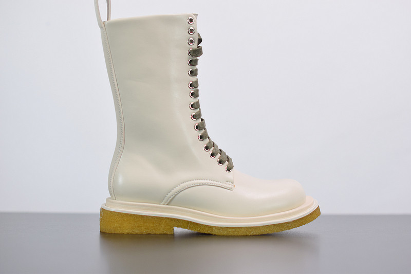 Bo*te*ga ve*ne*ta sneaker