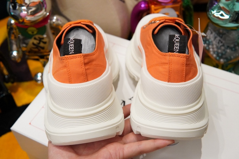 alexer mceen sneakers