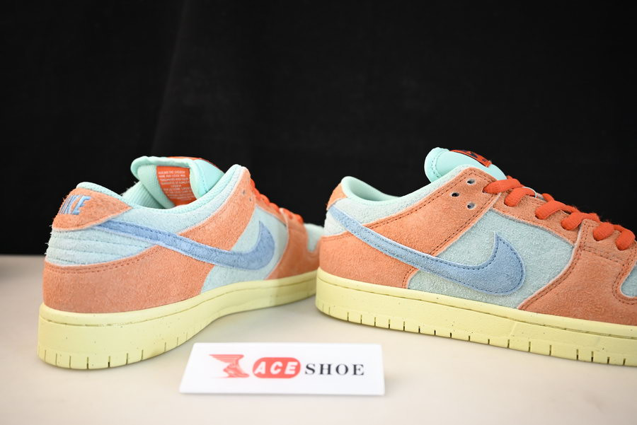 nike sb dunk low orange noise aqua dv5429-800