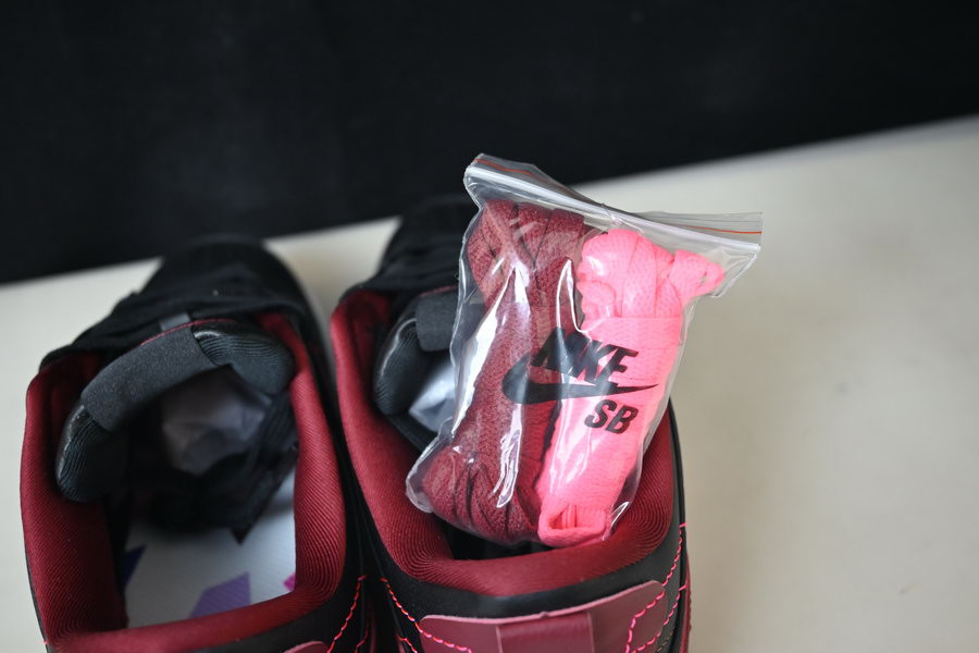 nike dunk low disrupt 2 black dark beetroot dv4024-003