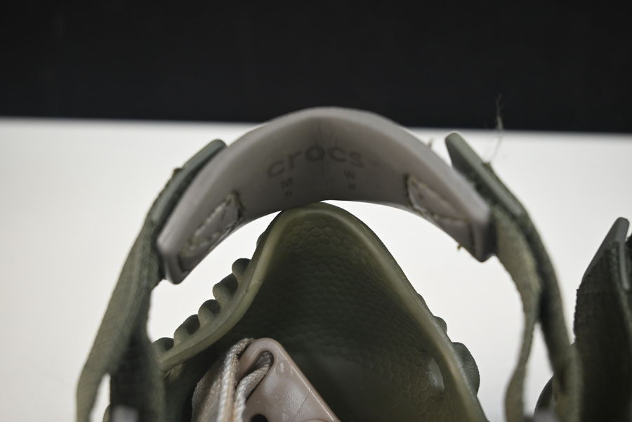 Cr*0*s pollex clog by salehe bembury cucumber 207393-309