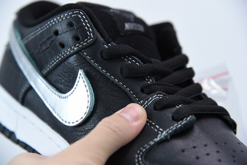 nike sb dunk low black x diamond S*pply x co bv1310-001