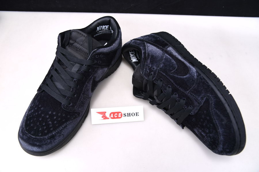 dover street market x nike dunk low triple black dh2686-002
