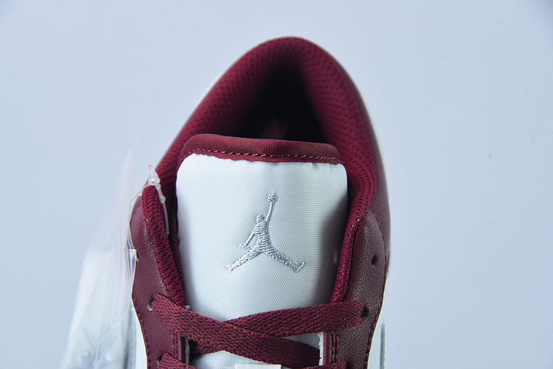 air jordan 1 low “bordeaux” 553558-615