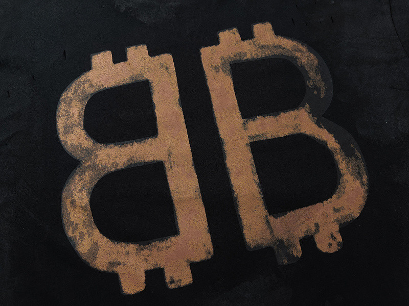 Ba*len*cia*ga clothes