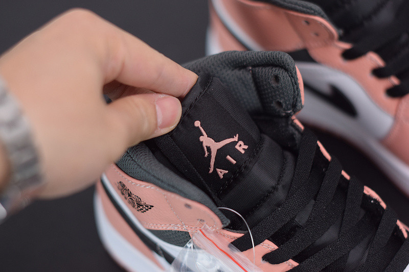 air jordan 1 mid “pink quartz” 555112-603