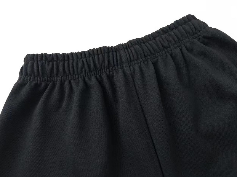 Ba*len*cia*ga clothes