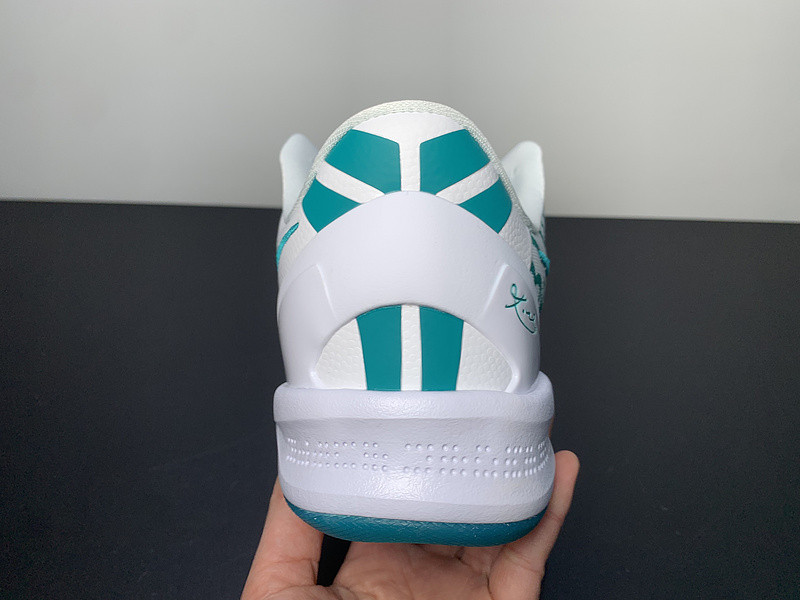 nike kobe 8 protro radiant emerald fq3549-101