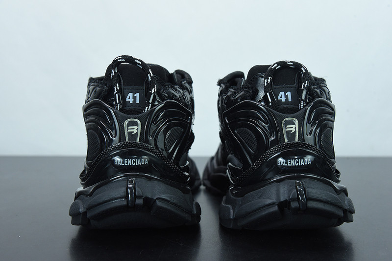 Ba*len*cia*ga runner sneaker