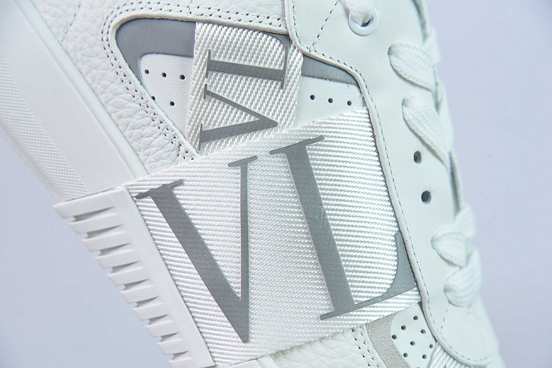 valentino sneaker