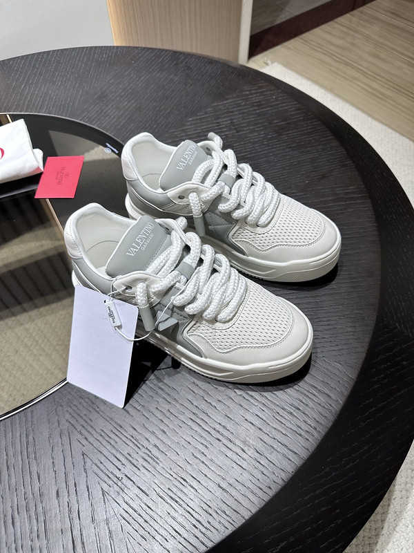 valentino sneaker