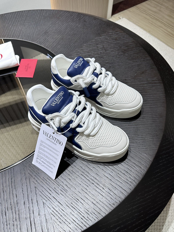 valentino sneaker