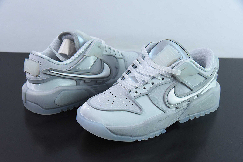 RTFKT × Nike Dunk Genesis "Ghost" HQ3034-001