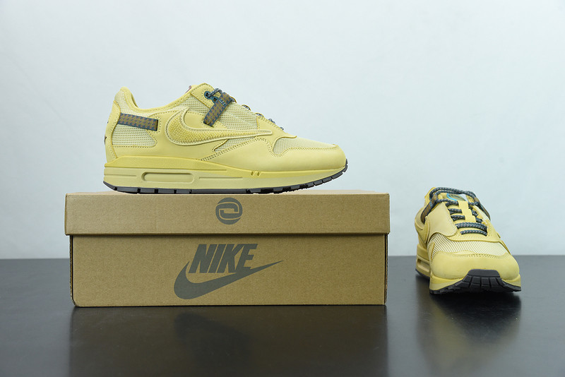 travis scott x nike air max 1 "“saturn gold