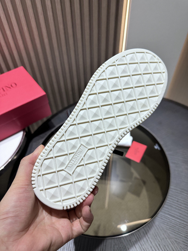 valentino sneaker