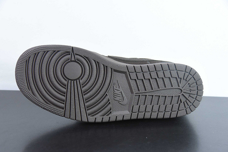 Travis Scott x Air Jordan 1 Low OG “Velvet Brown” DM7866-202