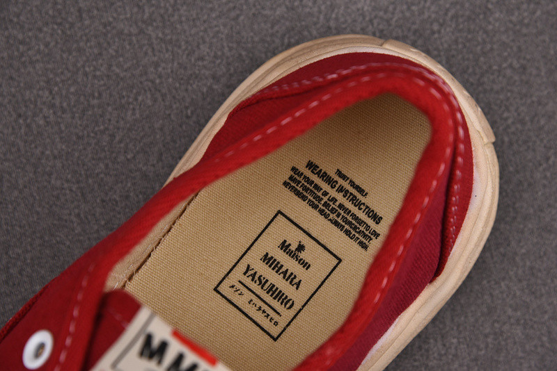 Ma*s*n mihara yasuhiro sneaker