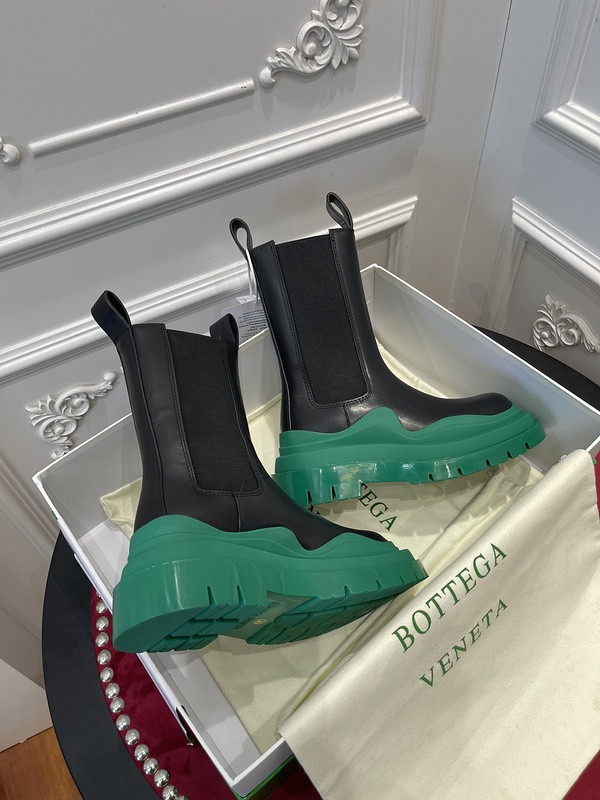 Bo*te*ga ve*ne*ta sneaker