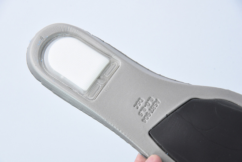 nike sb dunk low “blue raspberry” dm0807-400