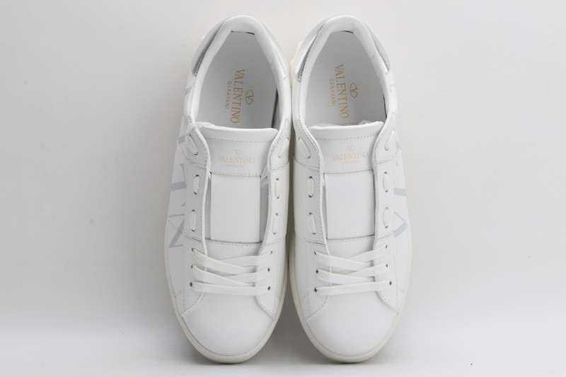 valentino garavani sneaker