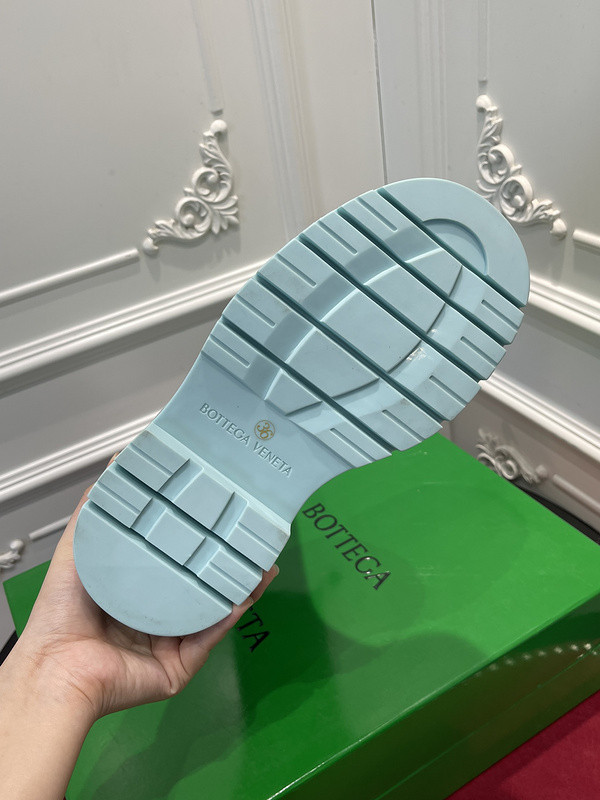 Bo*te*ga ve*ne*ta sneaker