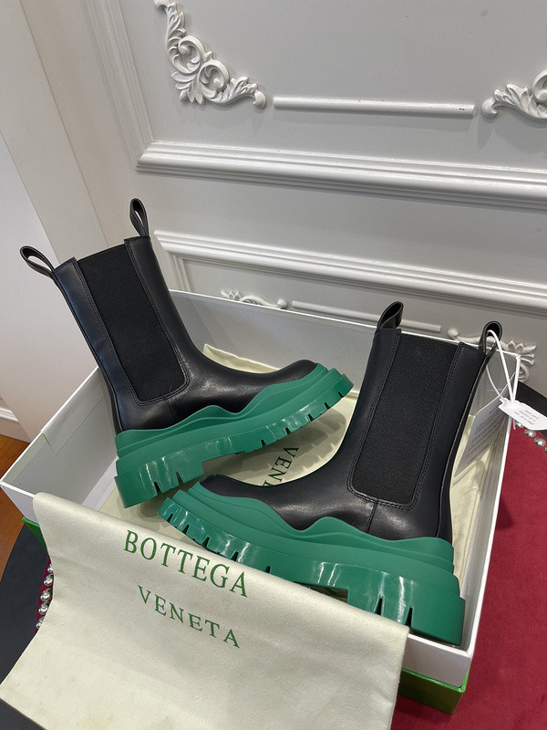 Bo*te*ga ve*ne*ta sneaker