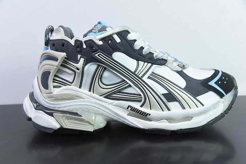 Ba*len*cia*ga runner sneaker