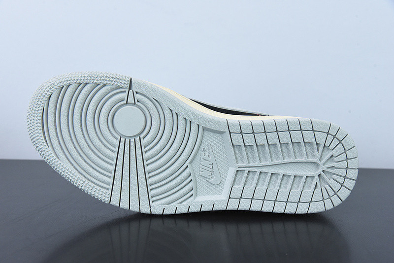 travis scott x air jordan 1 low og dm7866-010