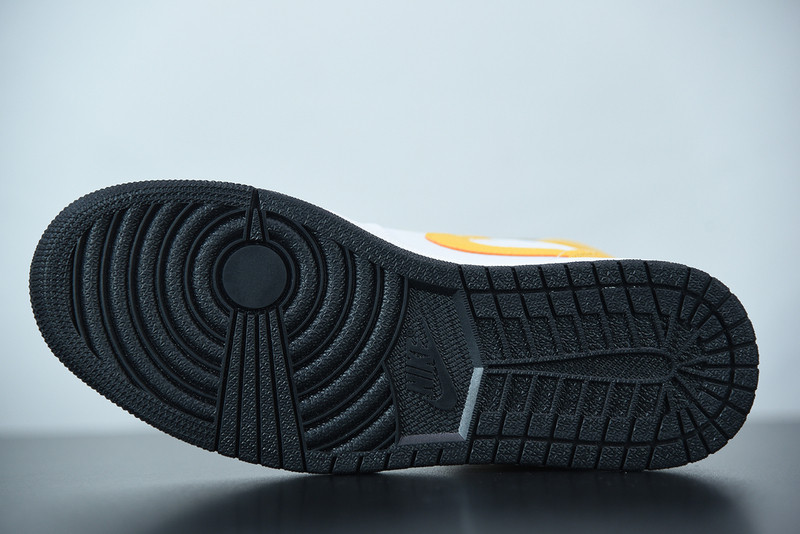 air jordan 1 mid surF**es in 