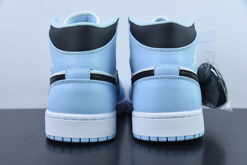 air jordan 1 mid “ice blue” 555112-401