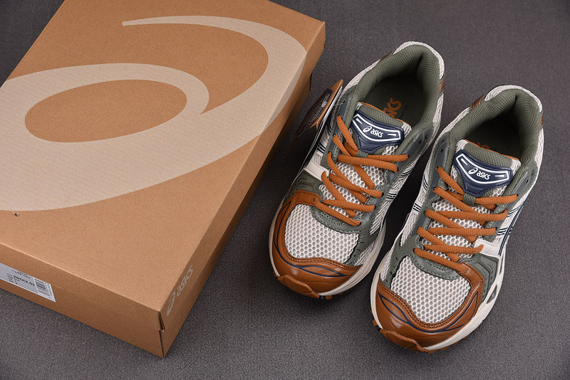 As*ic*s gel kayano 14 