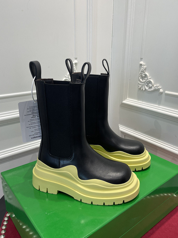 Bo*te*ga ve*ne*ta sneaker