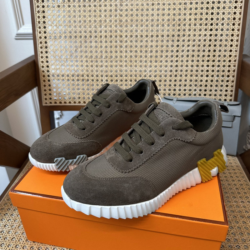 H**mes sneaker