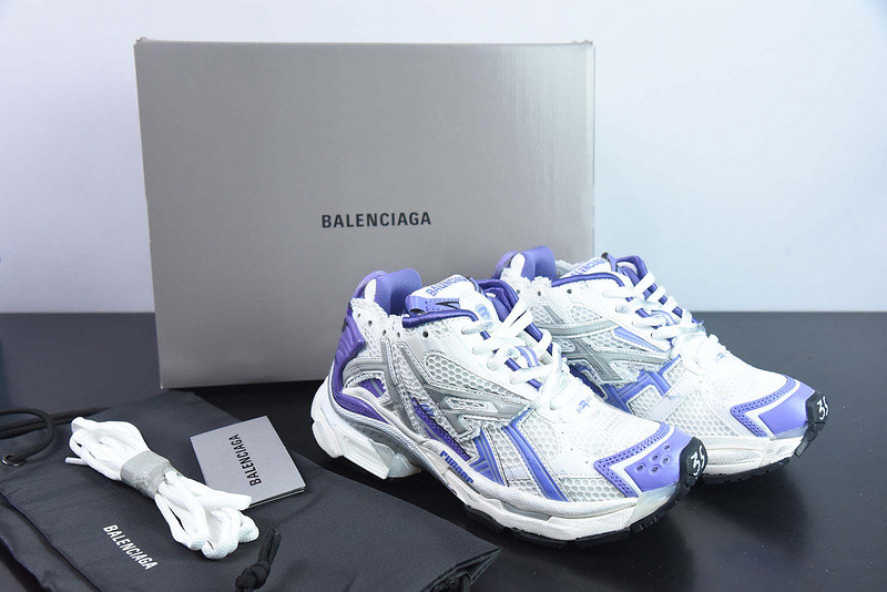 Ba*len*cia*ga runner sneaker