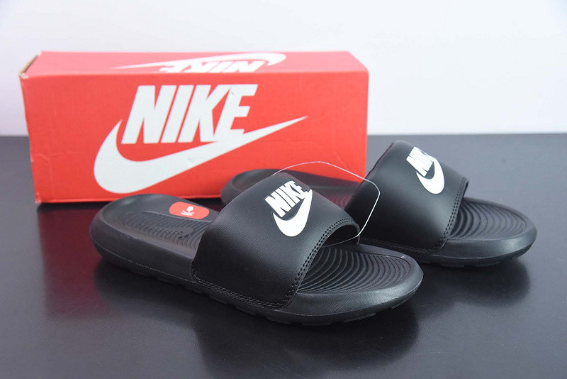 nike sandals